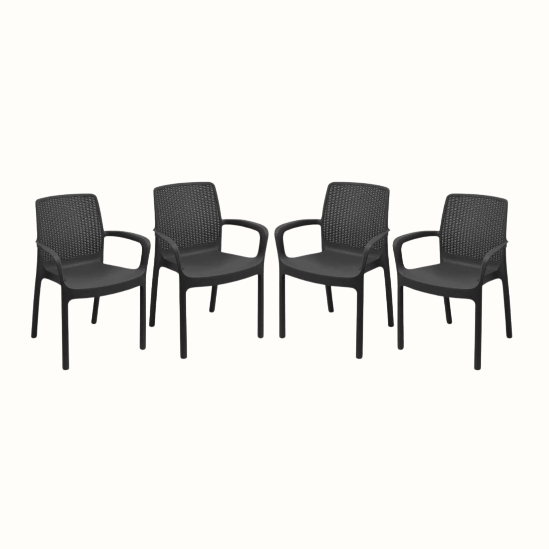 Conjunto de 4 cadeiras IPAE PROGARDEN em plástico, de cor cinzenta, com encosto em acabamento trançado e braços de apoio. Sobre fundo branco.